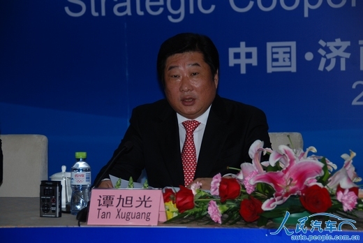 山东重工集团董事长、潍柴动力董事长谭旭光