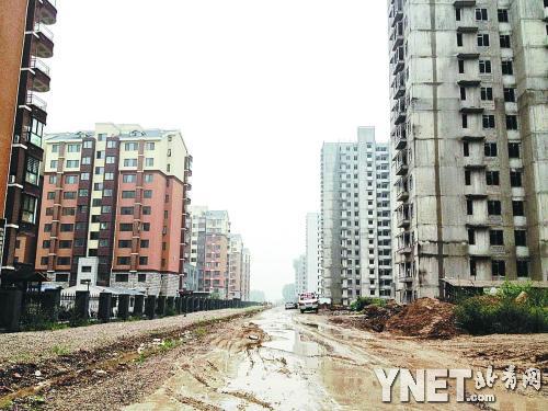 白各庄新村小产权房二期十几栋楼已经封顶