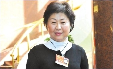 全国政协委员、玖龙纸业董事长张茵