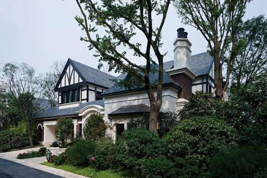 成都牧马山蔚蓝卡地亚别墅，单套最高价1.8亿元人民币