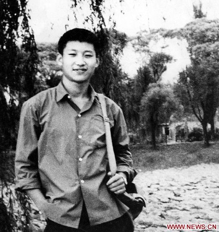 青年时期的习近平（资料图）