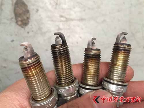 火花塞有机油残留