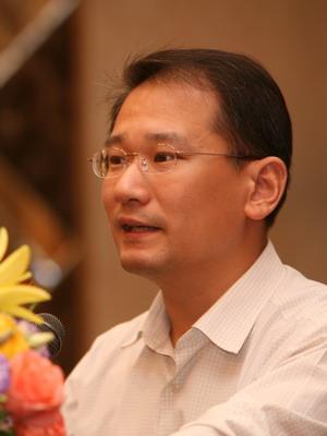 图文用友软件副总裁吴晓冬在发言