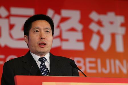 图文:中央电视台广告经济信息中心主任郭振玺