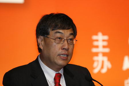 中国证券市场研究设计中心总干事王波明致辞