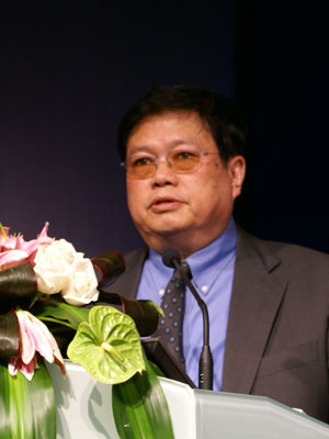 图文纳斯达克原中国总裁黄华国