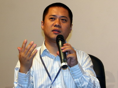 图文爱的亚洲文教基金会联合创始人梁冬