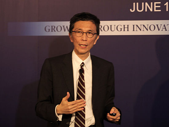 在国际经济和政治中心举办的致力于推动终身学习的全球化平台——沃顿商学院全球论坛，将于6月13日—14日在北京举行。图为沃顿商学院讲师埃德温·肯(Edwin Keh)。(图片来源：新浪财经 刘海伟 摄)