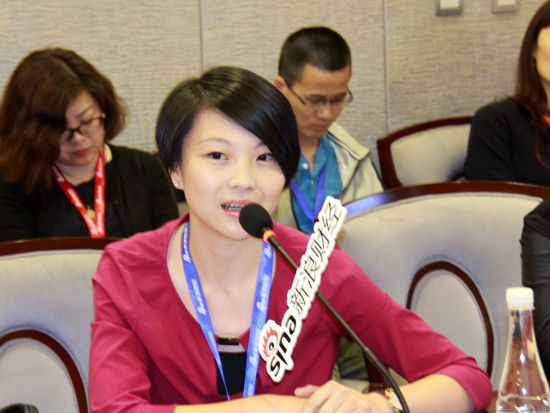 由新浪财经主办的“未来品牌之路•昆仑论道”于8月5日至8日在青海西宁举行。本届论坛主题：重建消费链接。上图为乐行体感车市场总监刘惠迪。(图片来源：新浪财经 刘海伟 摄)