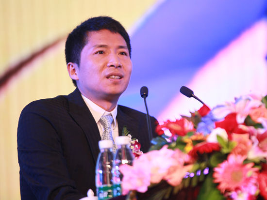 “第十一届学习型中国-女性成功论坛”于2014年8月22日-24日在北京召开。上图为学习型中国促进会执行主席刘景斓。(图片来源：新浪财经 梁斌 摄)