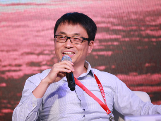 “2014亚布力中国企业家论坛夏季高峰会”于2014年8月22日-24日在河南郑州召开。上图为高瓴资本管理有限公司董事长张磊。(图片来源：新浪财经 梁斌 摄)