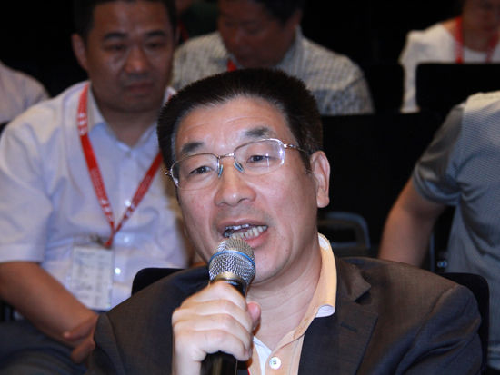 图为上海长甲集团董事长赵长甲（图片来源新浪财经）