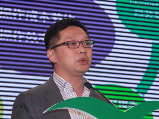 由中国连锁经营协会主办的第十六届中国连锁业会议、第十六届中国连锁店展览会(2014 CHINASHOP)于2014年11月6-8日在福州举办。上图为招商路凯大中华区总经理戴正楠。(图片来源：新浪财经 刘海伟 摄)