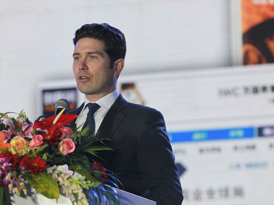 由学习型中国促进会主办的“第十五届学习型中国-世纪成功论坛”于2014年12月11日-13日在北京举办。上图为哈佛商学院教授、康奈尔大学约翰逊管理学院教授Christopher Marquis。(图片来源：新浪财经 梁斌 摄)