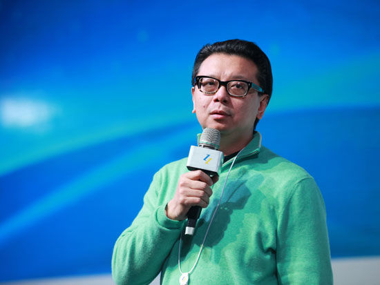 由《中国企业家》杂志社主办的“2014(第十三届)中国企业领袖年会”于12月12日-14日在北京举行。上图为星创视界董事长王智民。(图片来源：新浪财经 梁斌 摄)