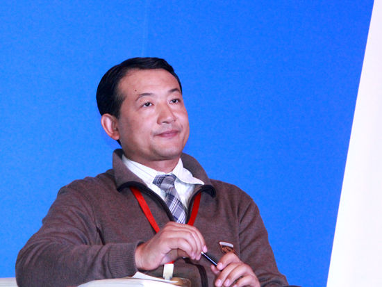 由中国国际友好联络会主办，《财经》杂志承办的“三亚·财经国际论坛”于2014年12月12日-14日在海南省三亚市召开。主题为：新经济 新平衡。上图为南开大学学术委员会委员、旅游与服务学院创始院长白长虹。(图片来源：新浪财经 刘海伟 摄)