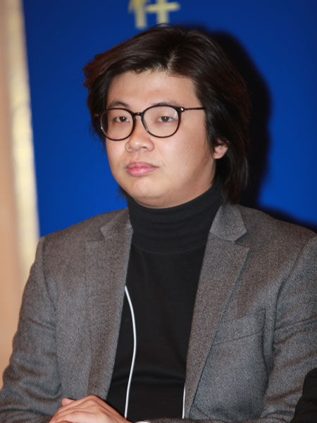 由《中国企业家》杂志社主办的“2014(第十三届)中国企业领袖年会”于12月12日-14日在北京举行。上图为为艺CEO严伯钧。(图片来源：新浪财经 梁斌 摄)