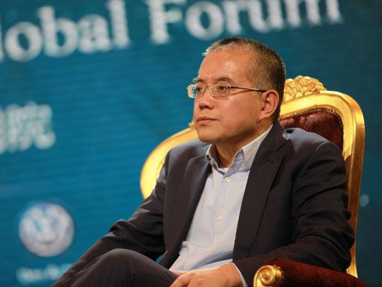 第11届华德经济人物评选暨2014华德企业家公众形象满意度调查颁奖典礼于2014年12月15日在北京举行。上图为荣之联科技股份有限公司董事长王东辉。(图片来源：新浪财经 梁斌 摄)