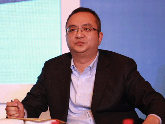 由中国国际友好联络会主办，《财经》杂志承办的“三亚·财经国际论坛”于2014年12月12日-14日在海南省三亚市召开。主题为：新经济 新平衡。上图为人民大学商学院副教授周禹。(图片来源：财经网)