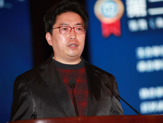 “全国企业品牌评价发布会暨第二届中国企业五星品牌论坛”于2015年1月18日在北京召开。上图为鳄鱼恤(中山)有限公司总经理梁峰。(图片来源：新浪财经 梁斌 摄)