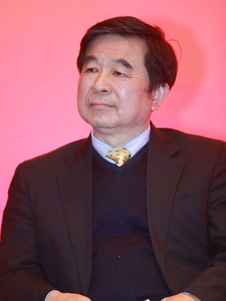 “第六届中国经济前瞻论坛”于2015年1月24日在北京举行。上图为全国房地产商会联盟执行主席顾云昌。(图片来源：新浪财经 梁斌 摄)