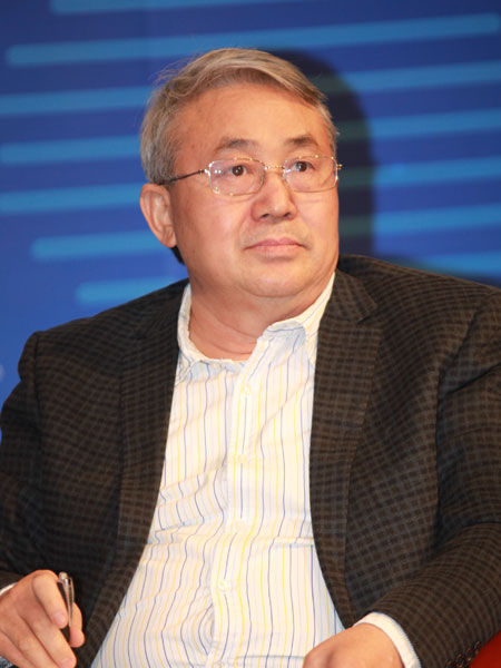 “首席财务官全球论坛”于2015年1月25日在清华大学经管学院举办。上图为清华大学经济管理学院会计系教授、中国总会计师协会副会长于增彪。(图片来源：新浪财经 梁斌 摄)