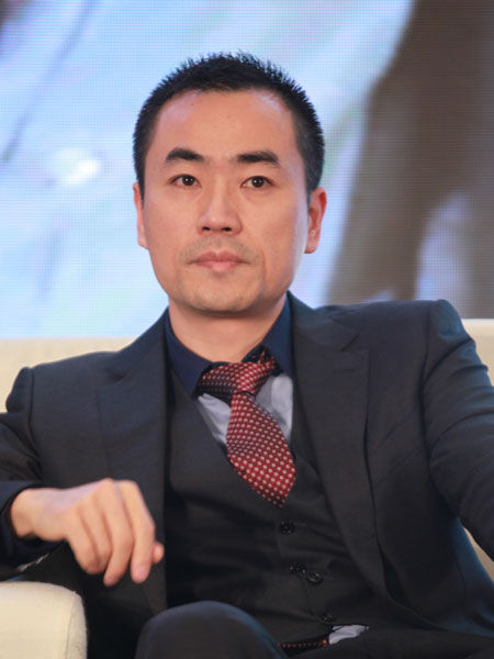 “第三届中国电子商务年会”于2015年1月26日-27日在上海举行。上图为蜂巢供应链CEO林骁。(图片来源：新浪财经 梁斌 摄)