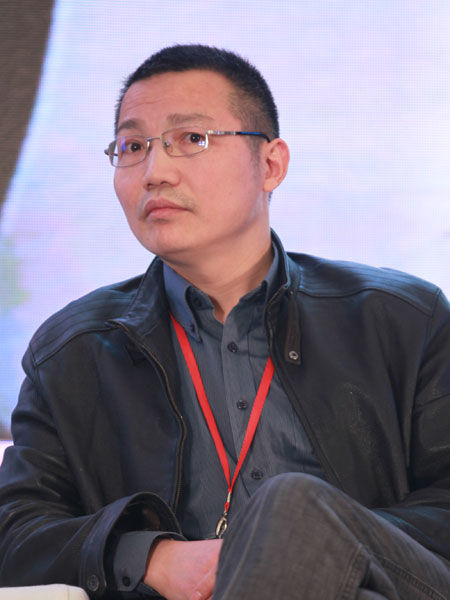 “第三届中国电子商务年会”于2015年1月26日-27日在上海举行。上图为药房网商城副总裁潘鸿。(图片来源：新浪财经 梁斌 摄)