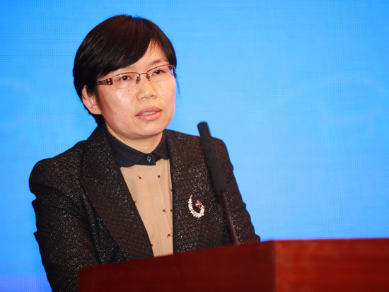 “2015年全国企业管理创新大会”于3月28日在北京召开。上图为徐州工程机械集团有限公司党委副书记李格。(图片来源：新浪财经 梁斌 摄)