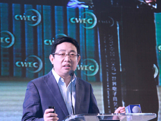 由浙江省人民政府主办，中国服务贸易协会电子商务委员会、中国电子商务产业联盟、义乌市人民政府联合承办的2015中国(义乌)世界电子商务大会于4月12-13日举行。上图为蓝色光标电子商务有限公司CEO David Cong。（图片来源：新浪财经 刘海伟 摄）