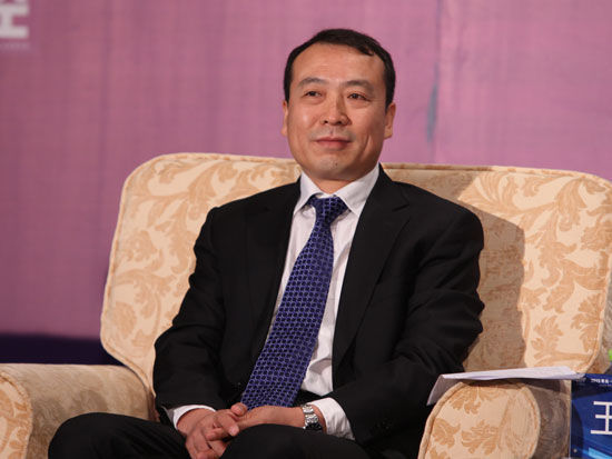 “2015青岛·中国财富论坛”于6月19日-20日在青岛召开。上图为中国证券业协会副会长王旻。(图片来源：《财经》)