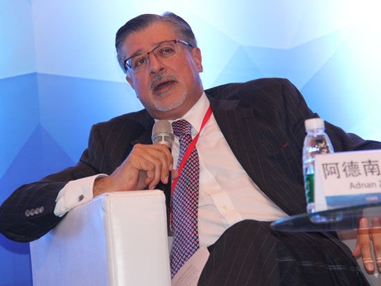 “第四届全球智库峰会-专题论坛三：全球可持续发展：能源的变革”于2015年6月27日在北京举办。上图为国际可再生能源署总干事阿德南·阿明。(图片来源：新浪财经 梁斌 摄)