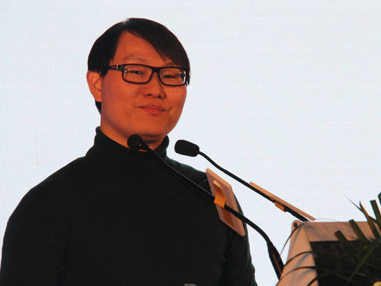 “2015金融时报年会”于12月18日在北京召开。上图为火币网创始人兼CEO李林。(图片来源：新浪财经)