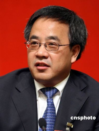 资料图：胡春华中新社发毛建军 摄