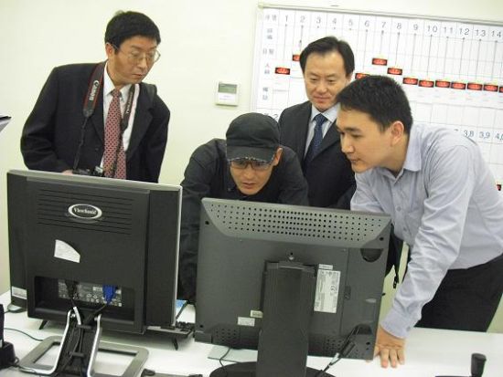 电脑上观看监测数据（黄小山新浪博客图）