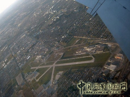 空军基地跑道