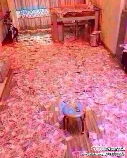 昨晚忘记关窗户了。。。今早起来一看，惊呆了.。.