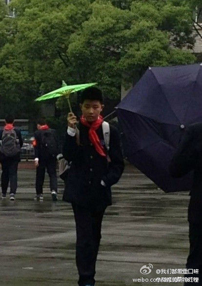 像这么超凡脱俗的小学生已经不多见了。