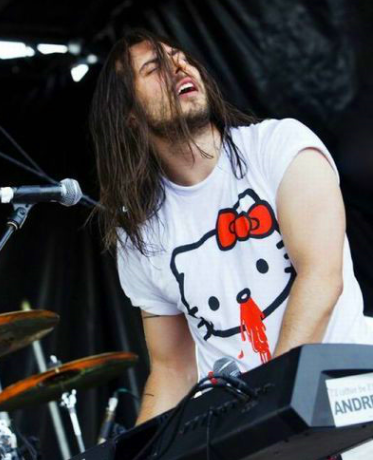  大叔别唱了，hello kitty 都受不了了