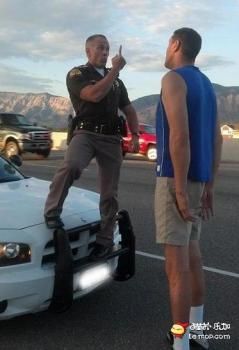 作为警察，绝对不能在气势上输掉半分