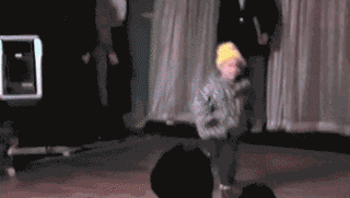 第一次捍卫爱情，屌丝女友被土豪抢走后~