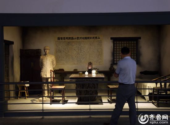 　　沂蒙精神“爱党爱军、开拓奋进、艰苦创业、无私奉献” 内涵深厚，在经济建设时期同样不断发扬广大，成为临沂精神文明和物质文明建设的思想引领。也为当地经济腾飞提供了强有力的理论支撑。（齐鲁网记者 孙长征 摄）