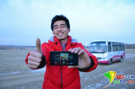 河北张家口客运司机李东飞。中国青年网记者 苏贺摄