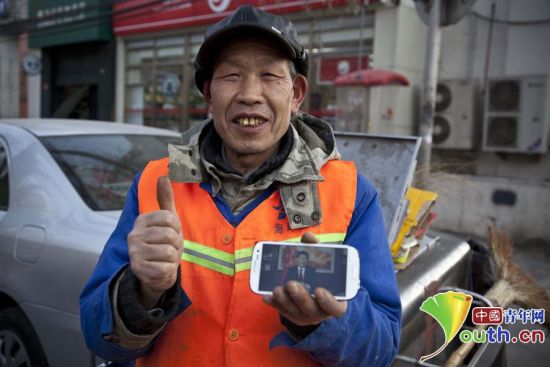 北京市海淀区环卫工人张城齐。中国青年网记者 李拓摄 