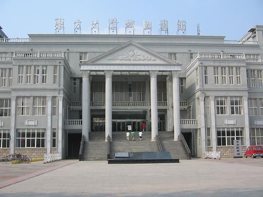 东方大学城图书馆