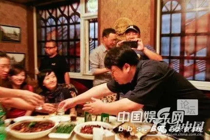柴静，范铭，罗永浩在饭局