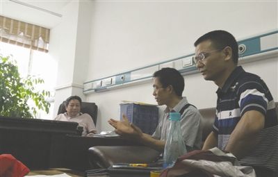 被骗的先生正在交涉