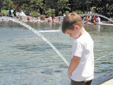 请不要随地大小便