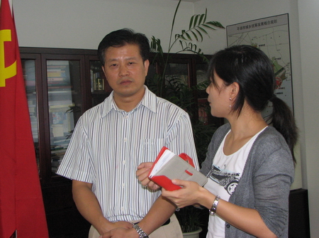 浙江平湖让外来务工者平等享受就业医疗等待遇