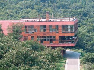 张开济之子设计台版“长城脚下的公社”(2)_新闻中心_新浪网